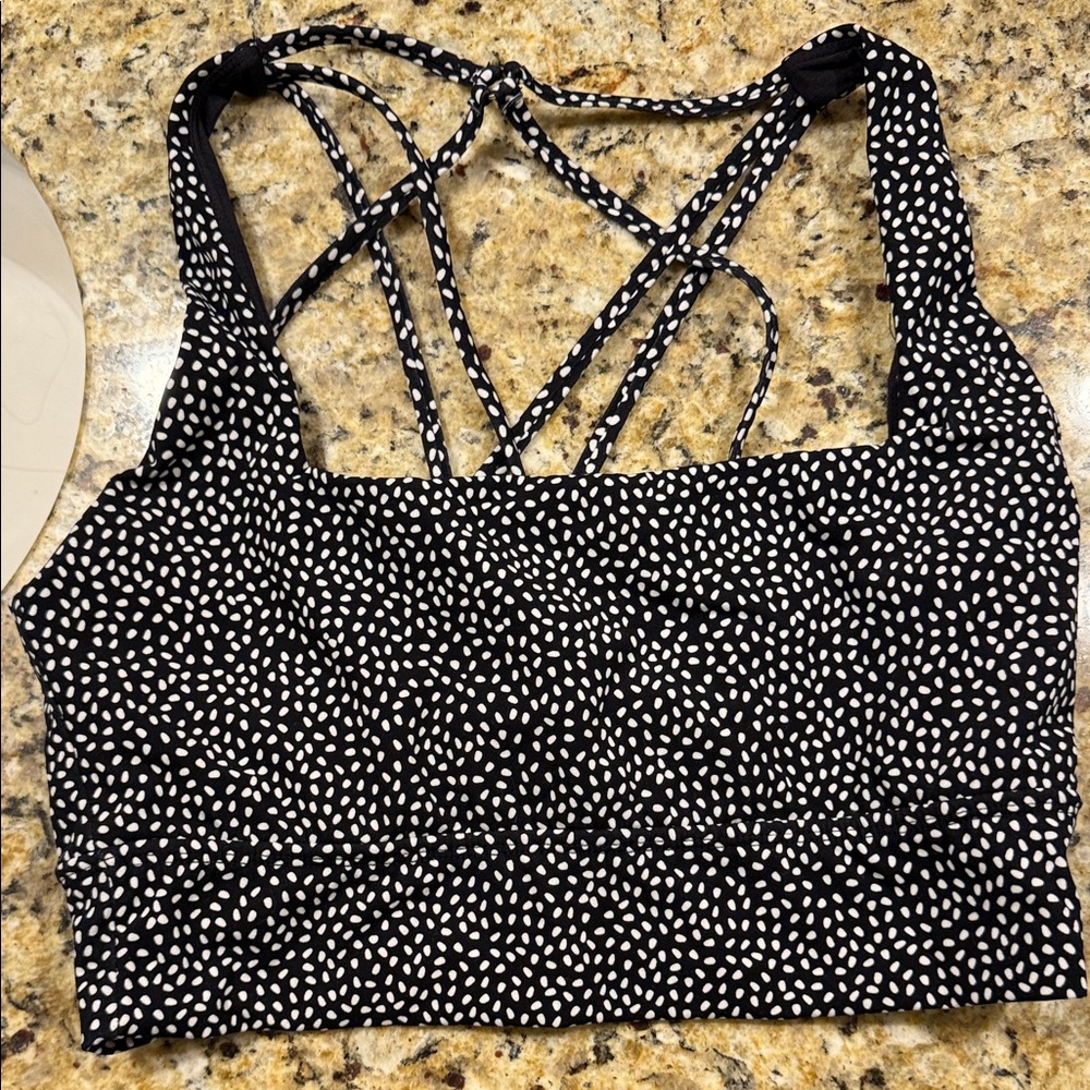 Women’s buff bunny bossy print top